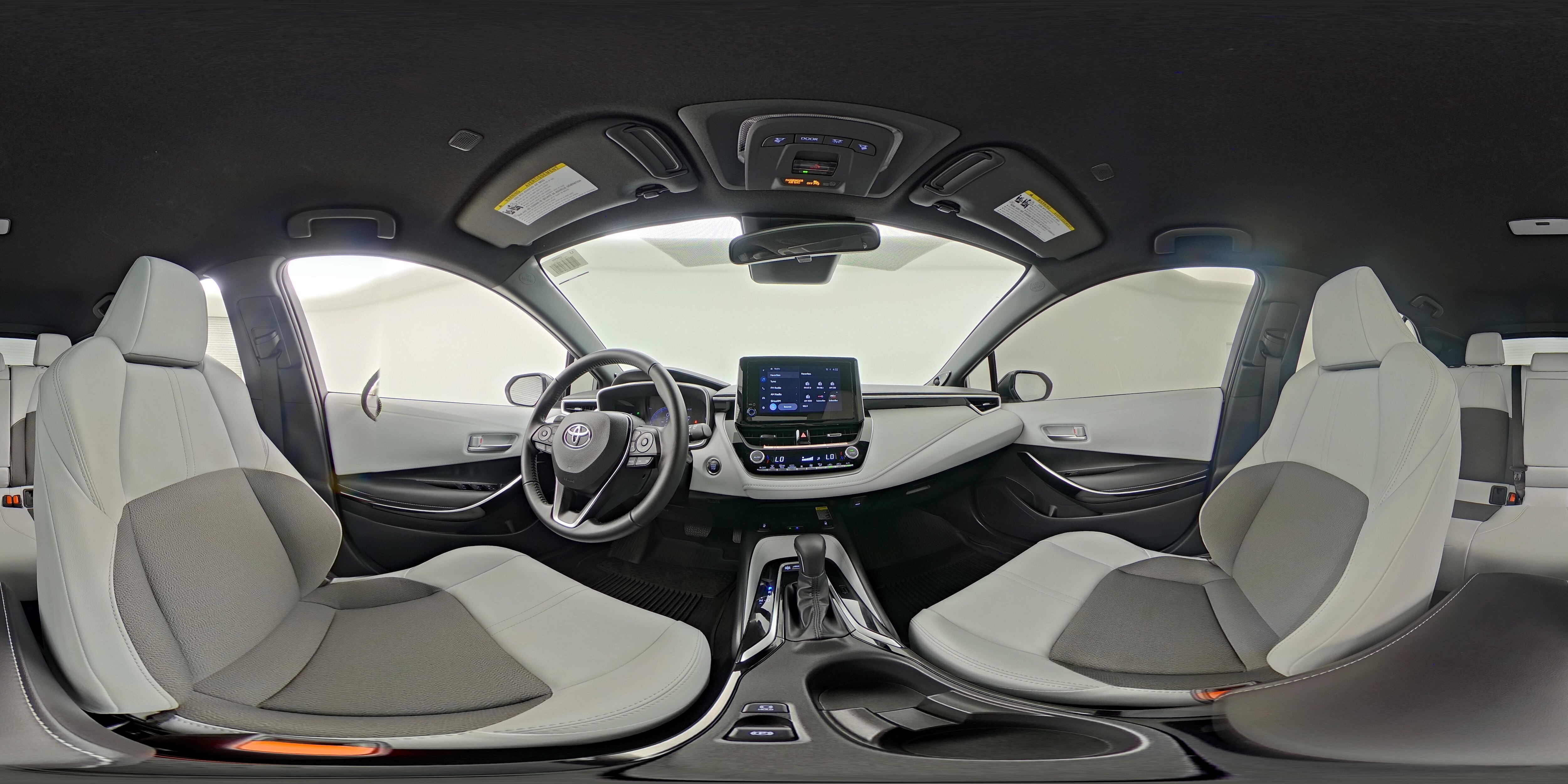 2026 Toyota Corolla Hatchback XSE - Photo 24