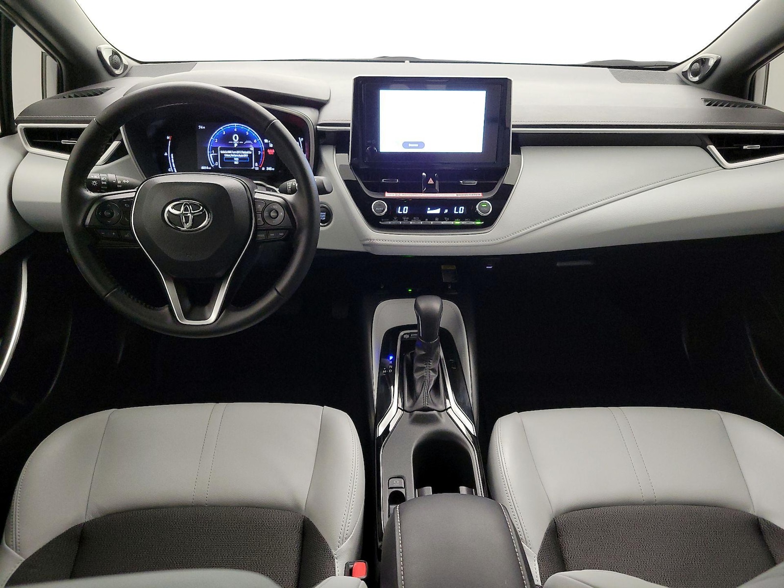 2026 Toyota Corolla Hatchback XSE - Photo 10