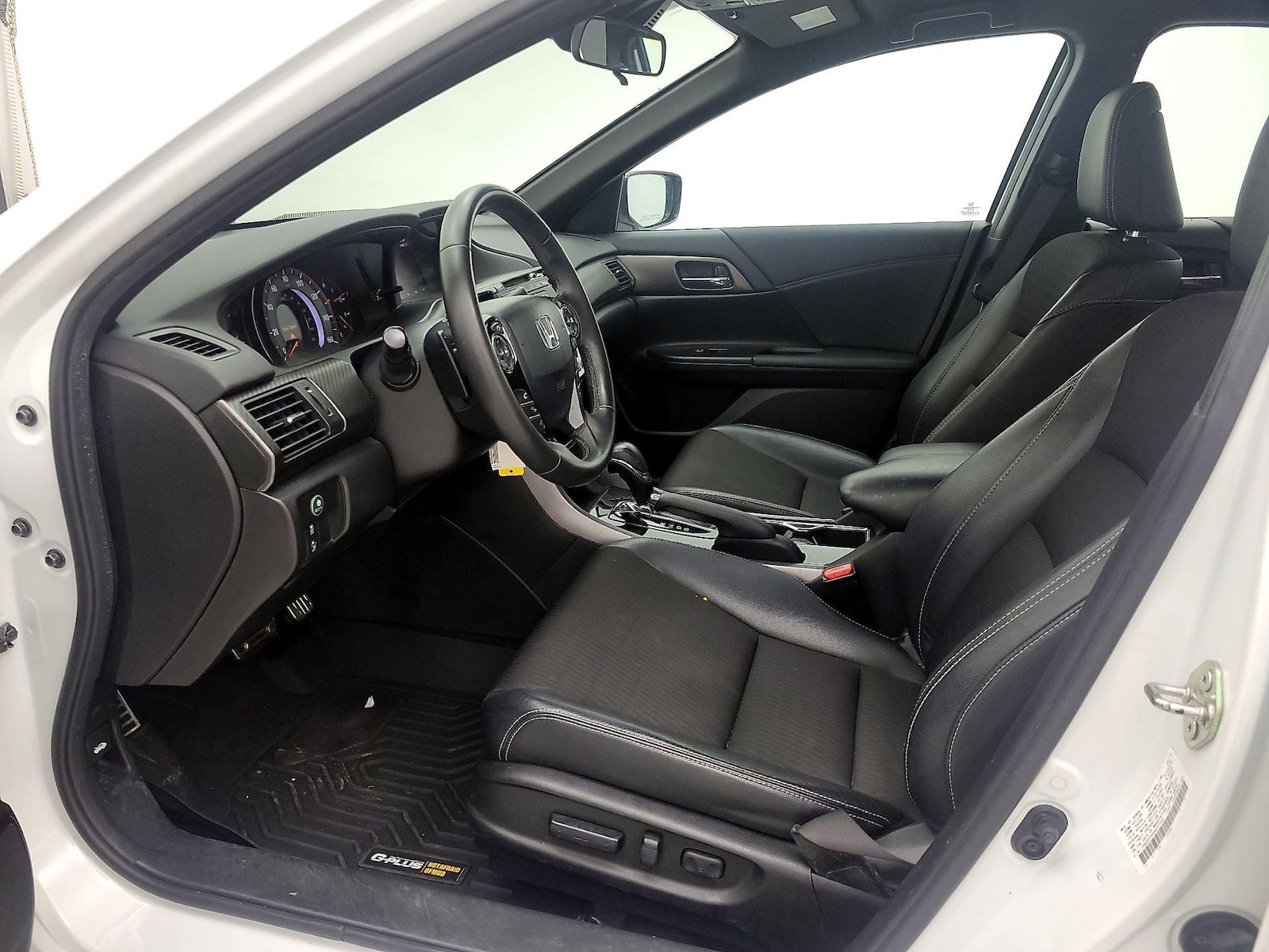 Power Seat(s) & Side Airbags
