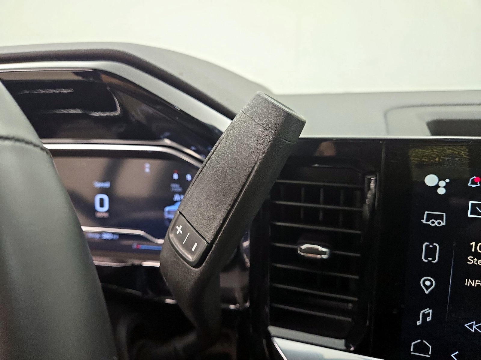 2024 GMC Sierra 1500 Elevation - Photo 18