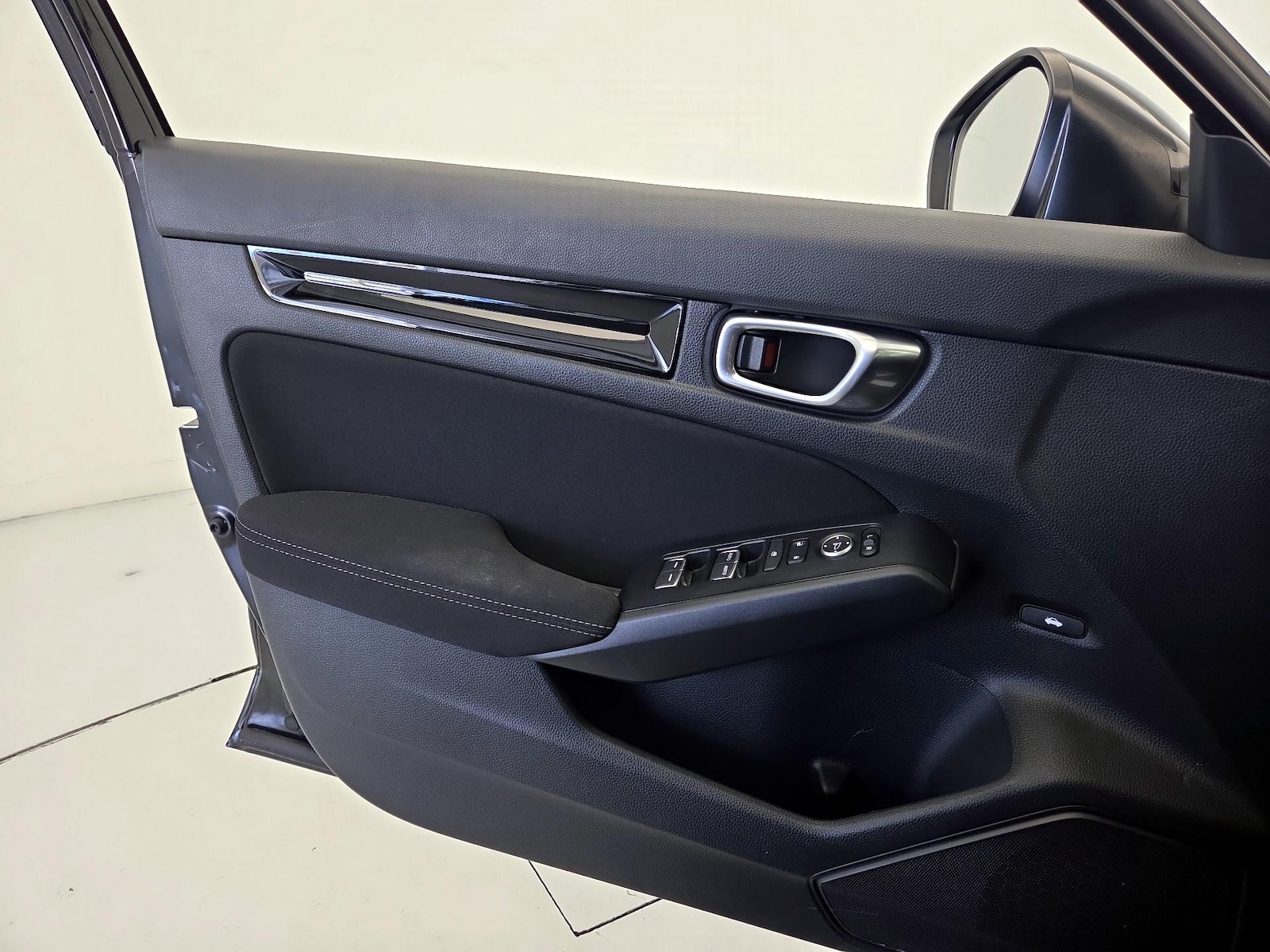 2023 Honda Civic EX - Photo 11