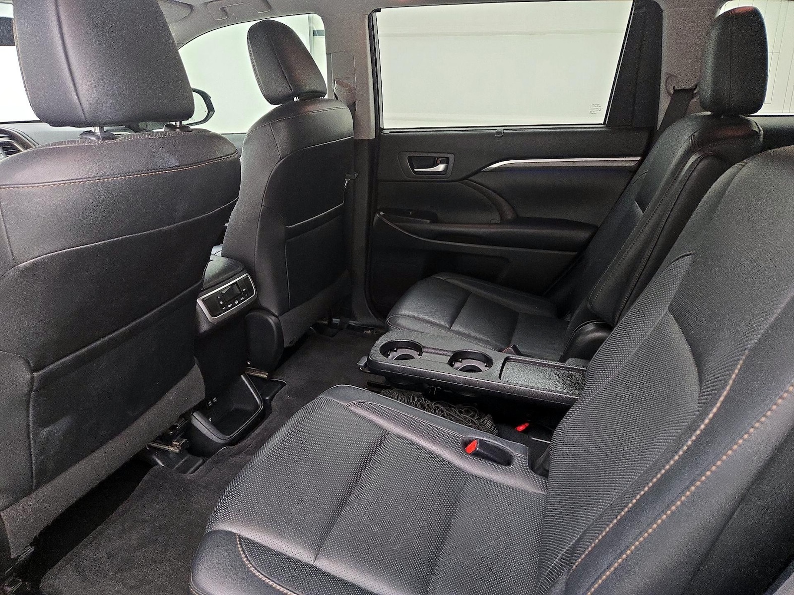 Rear Air Conditioning
