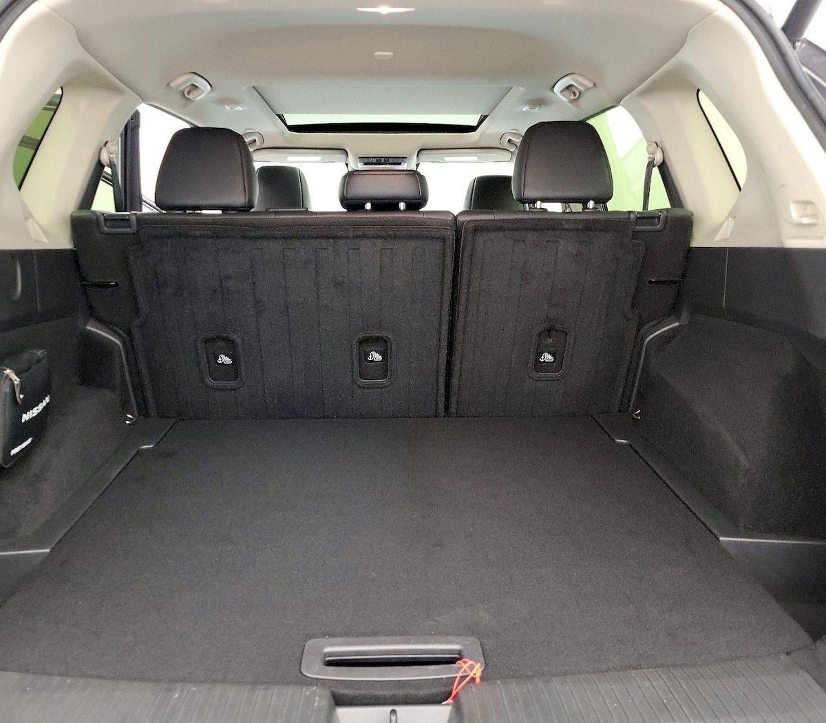 Trunk/Cargo (Seats Up)