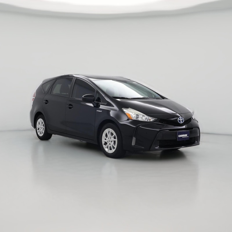 2015 Toyota Prius v Three
