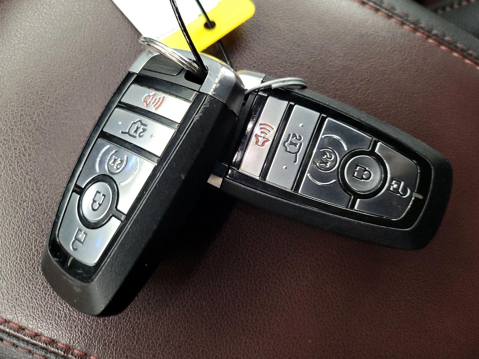 2020 Ford Edge Titanium - Photo 24
