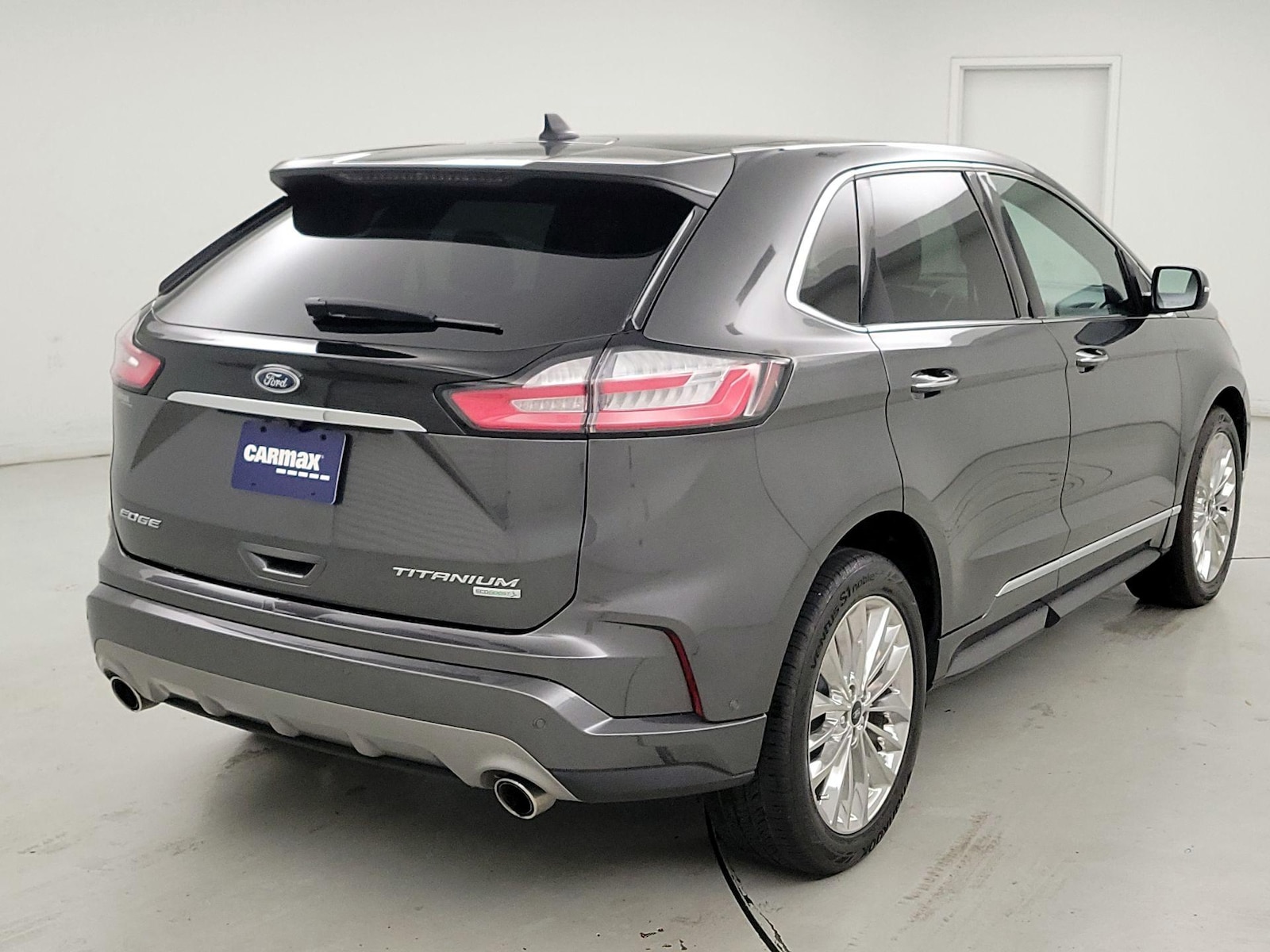 2020 Ford Edge Titanium - Photo 6