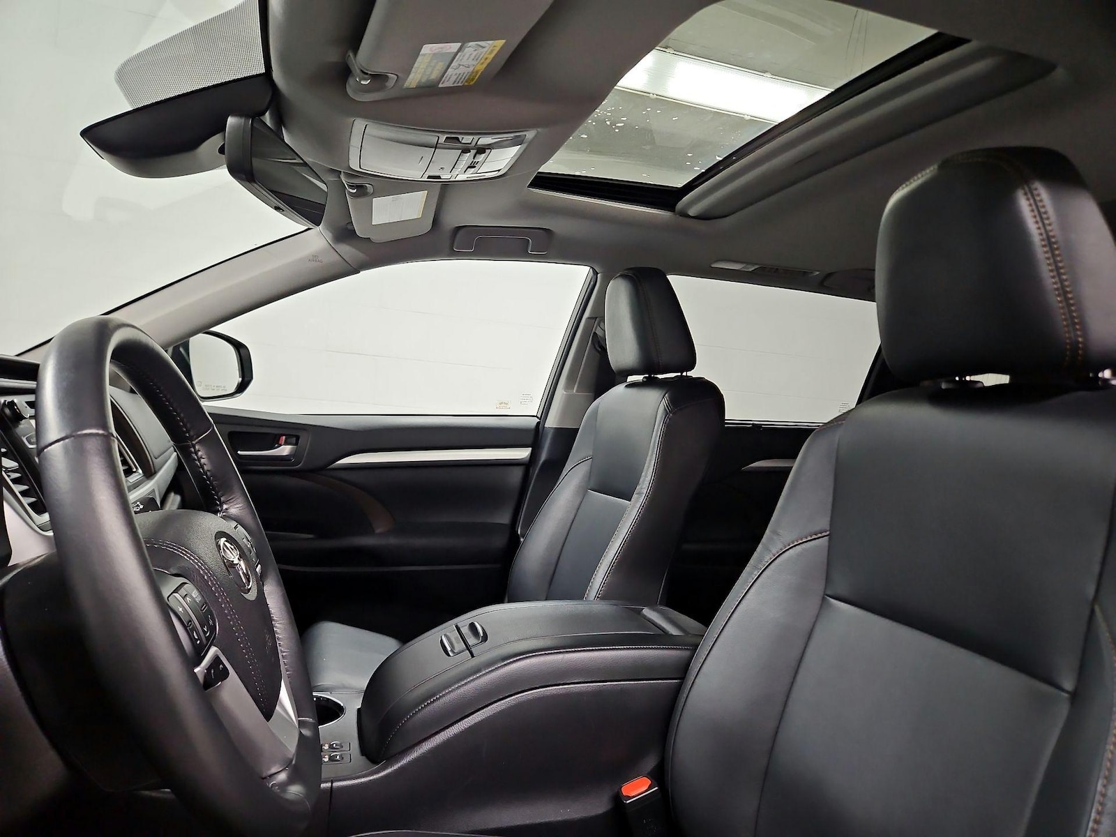 Sunroof(s) & Overhead Airbags