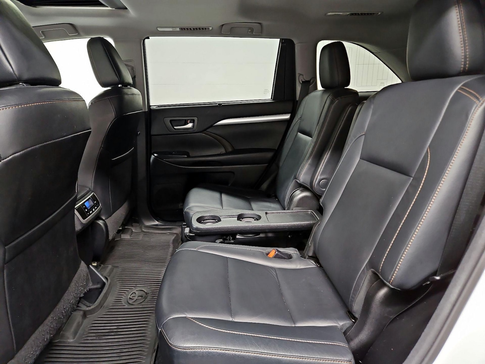Rear Air Conditioning