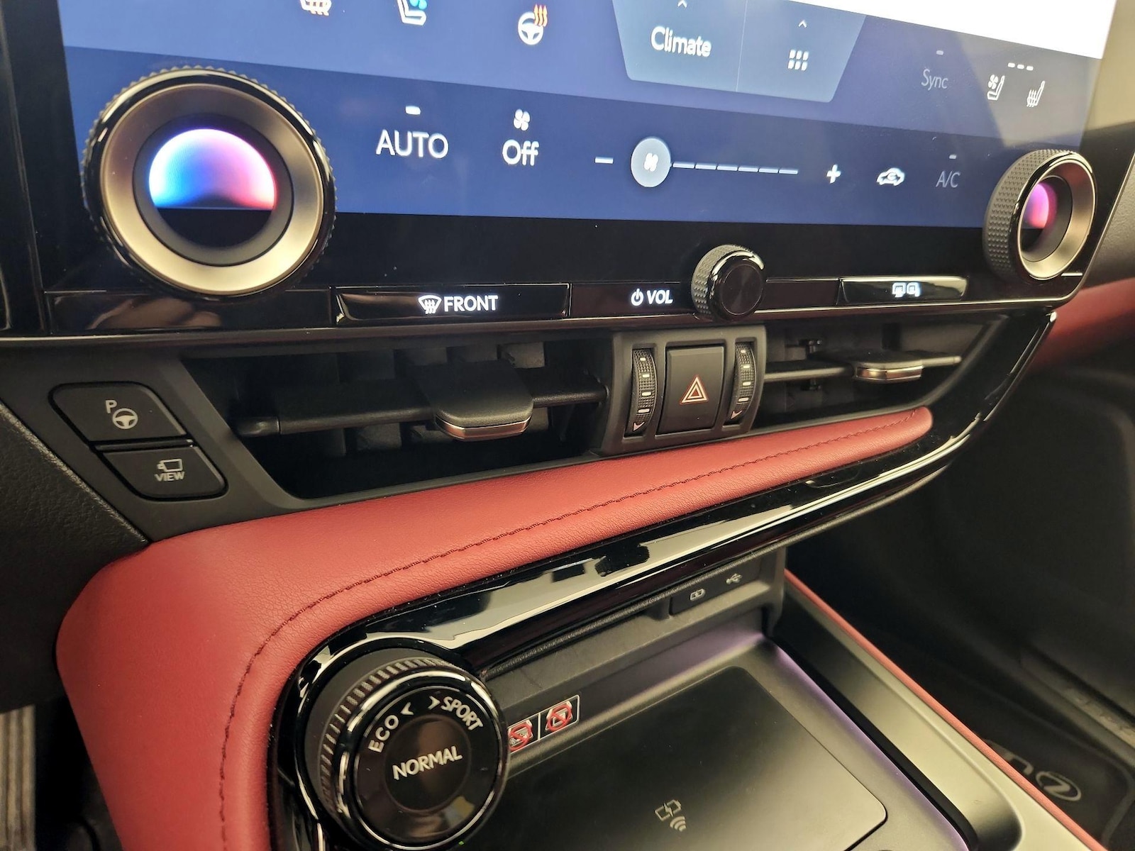 2025 Lexus NX 350 - Photo 17