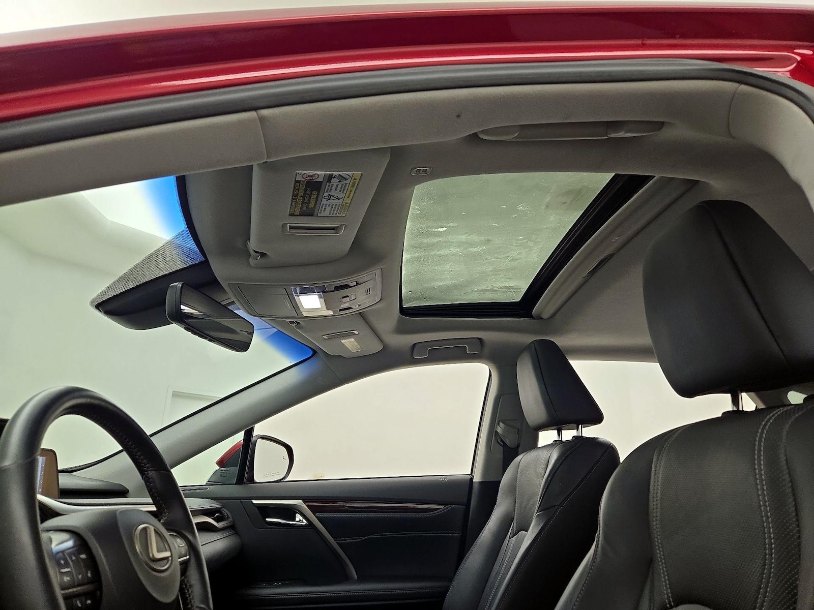 Sunroof(s) & Overhead Airbags