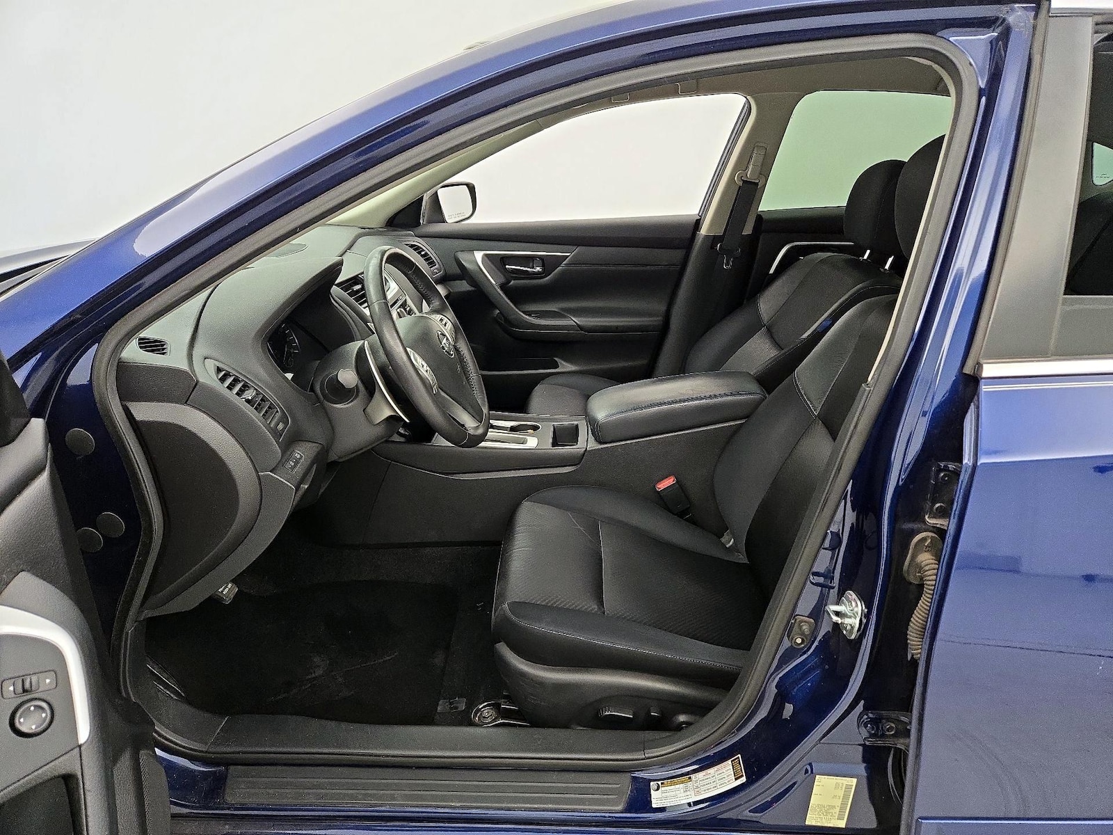 Power Seat(s) & Side Airbags