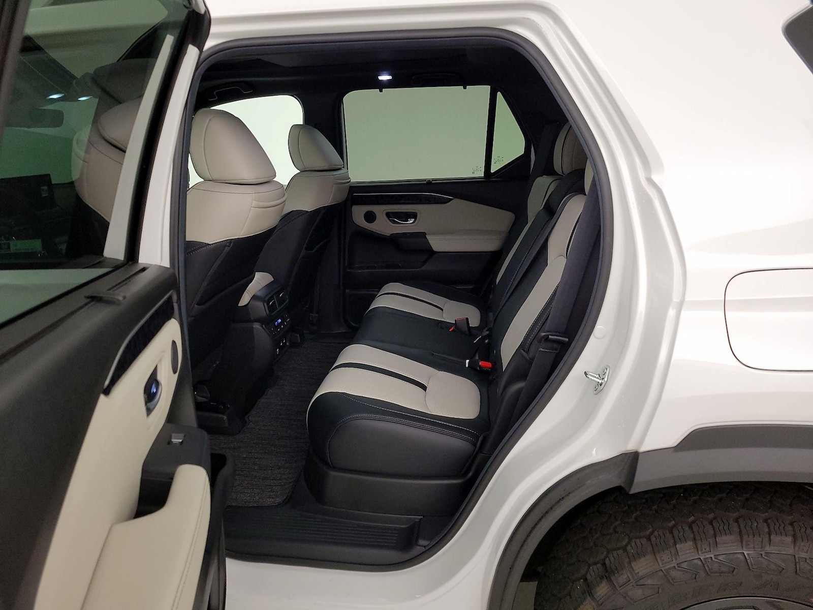 Rear Air Conditioning