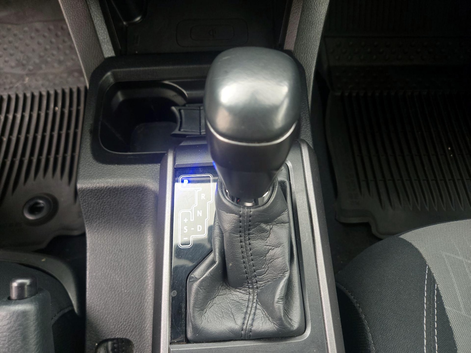 2021 Toyota Tacoma TRD Off Road - Photo 18