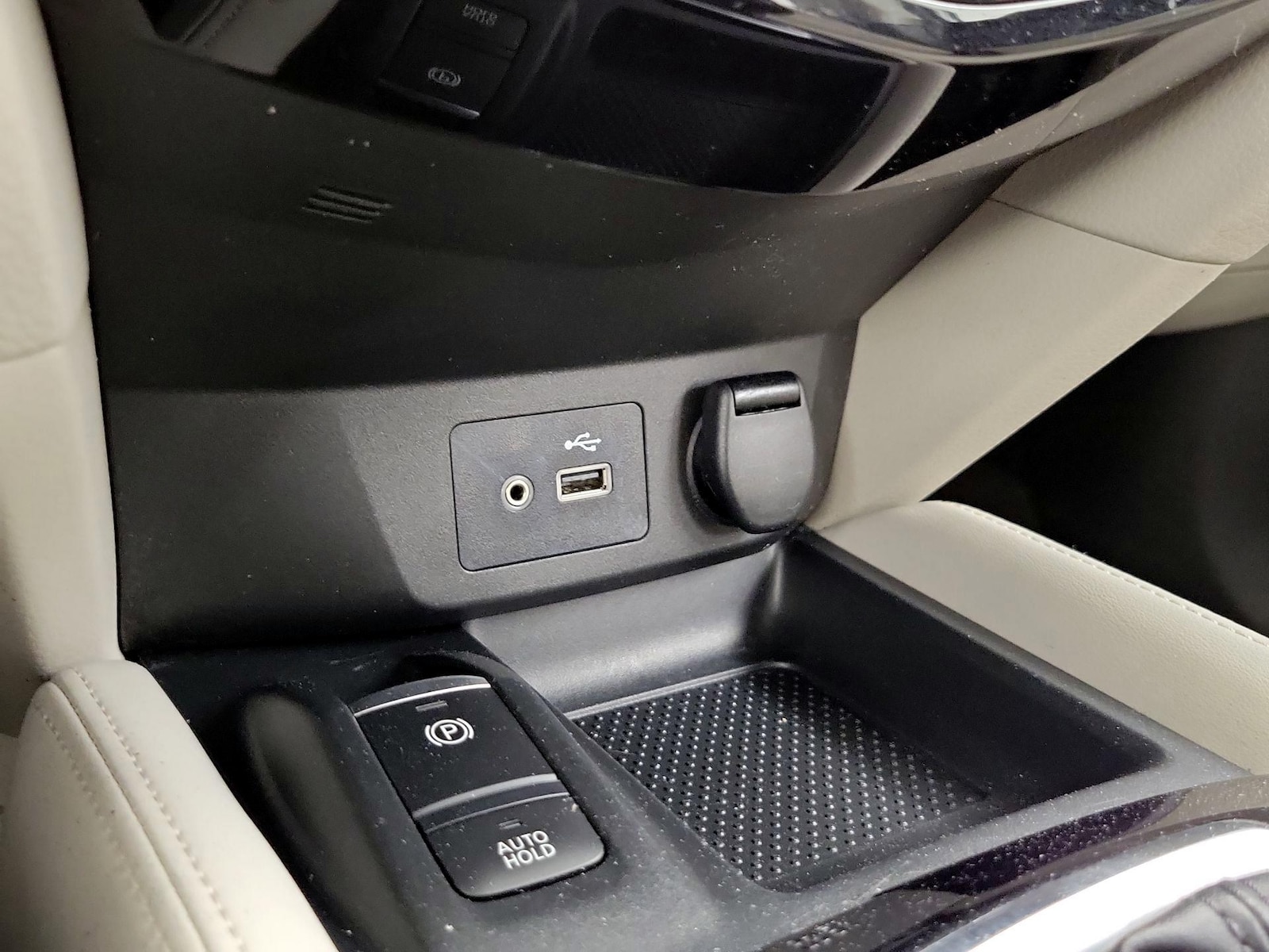 2020 Nissan Rogue Sport SV - Photo 19