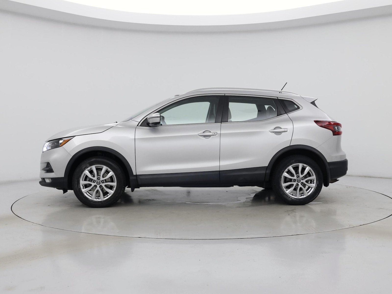 2020 Nissan Rogue Sport SV - Photo 4