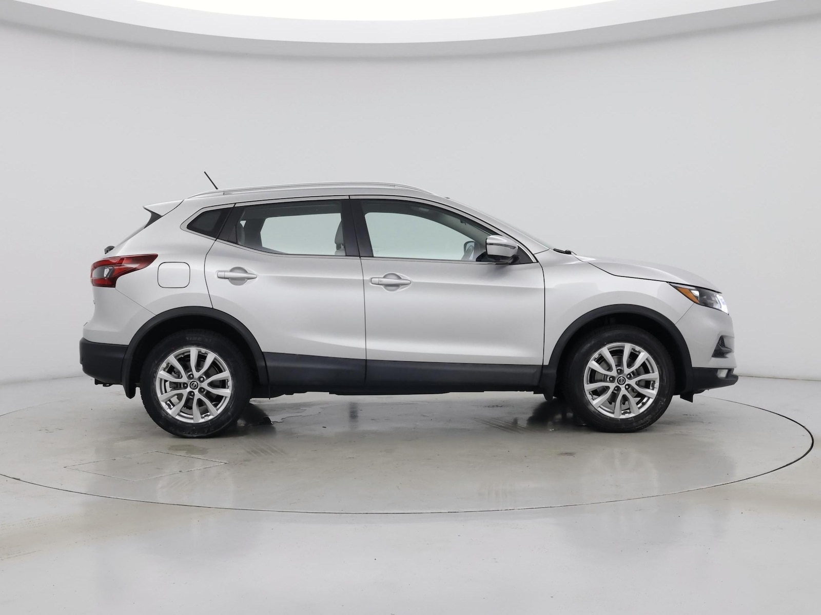 2020 Nissan Rogue Sport SV - Photo 8