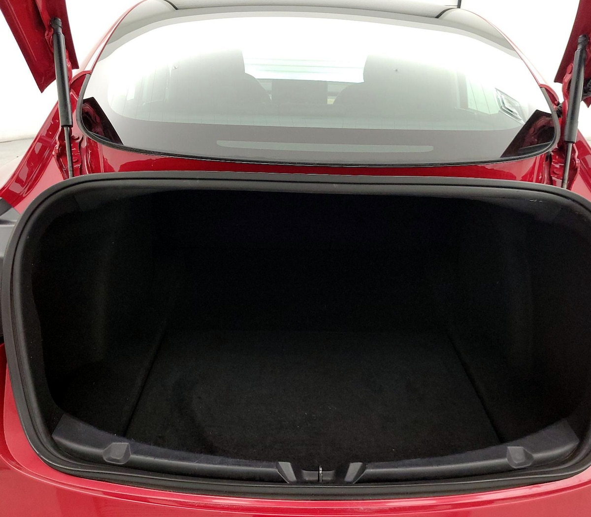 Trunk/Cargo (Seats Up)