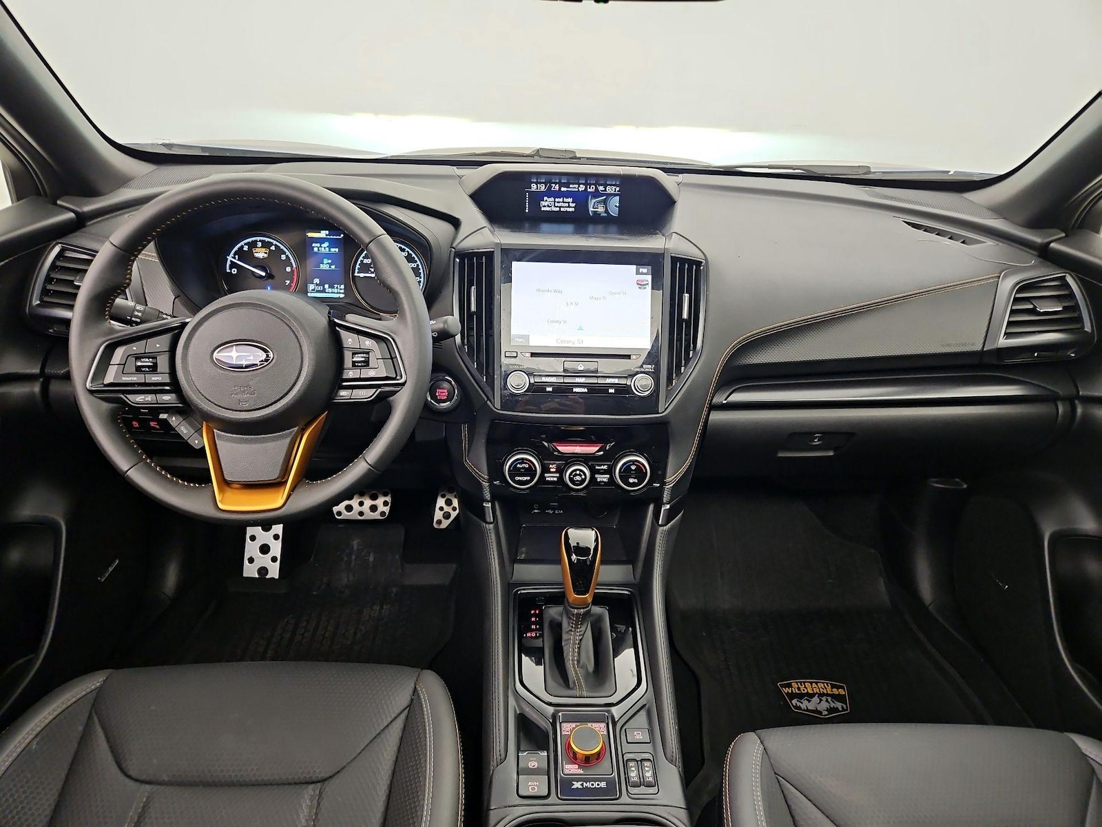 Apple CarPlay® & Android Auto™