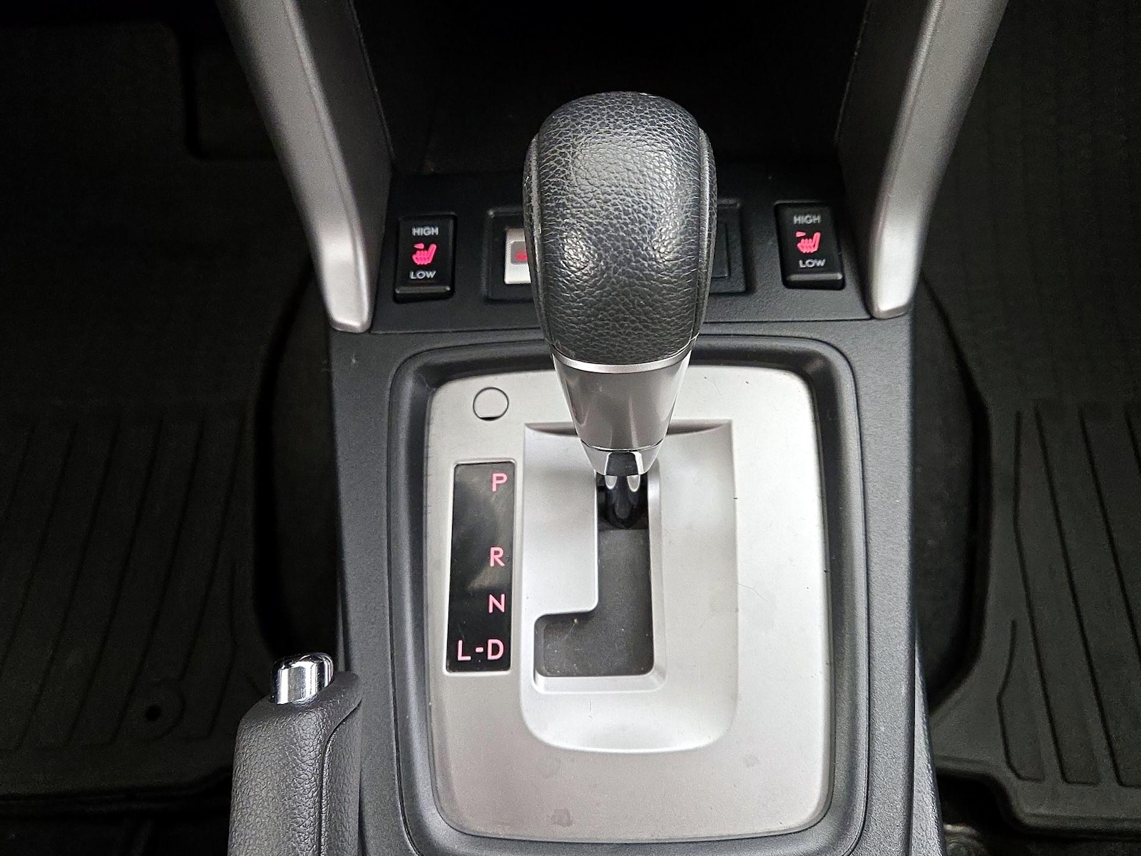 2017 Subaru Forester Limited - Photo 18