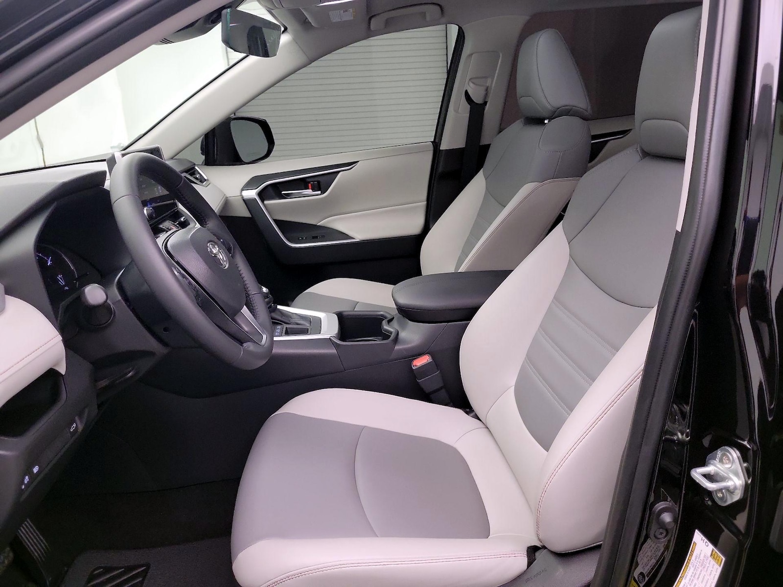 Power Seat(s) & Side Airbags