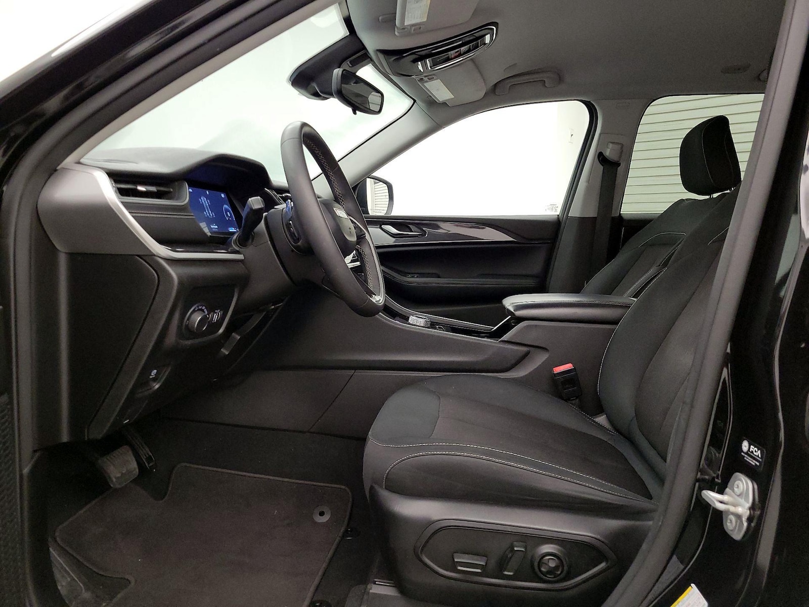 Power Seat(s) & Side Airbags