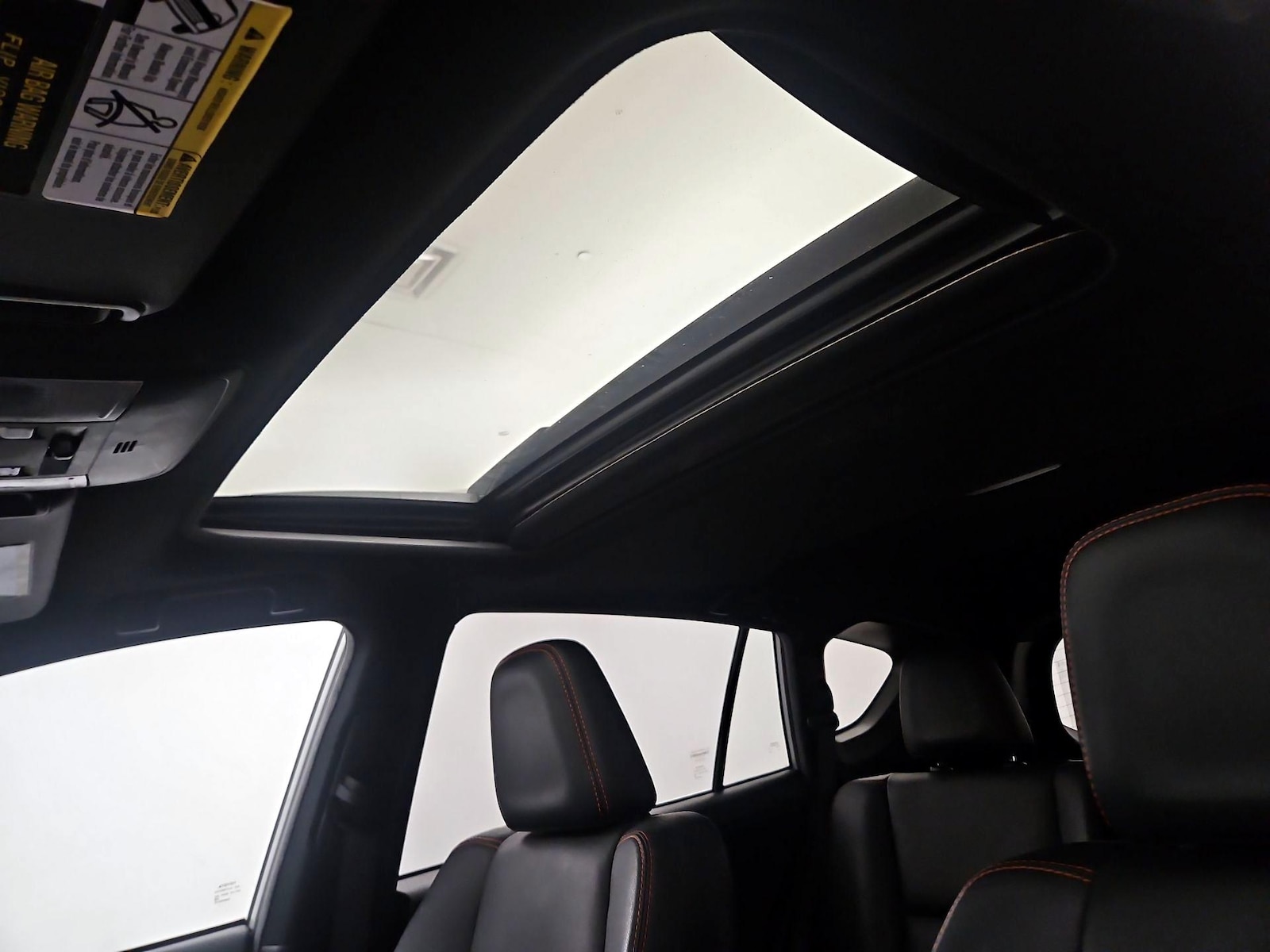 2018 Toyota RAV4 SE - Photo 19