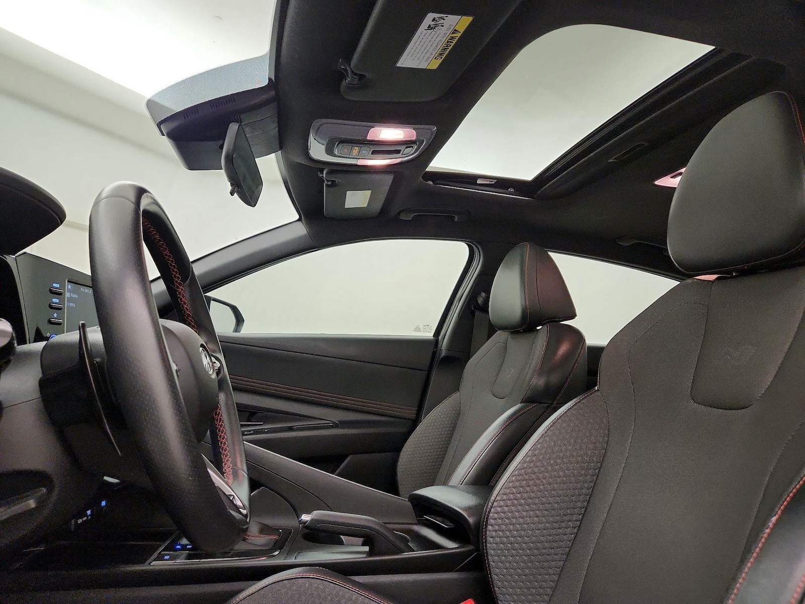 Sunroof(s) & Overhead Airbags