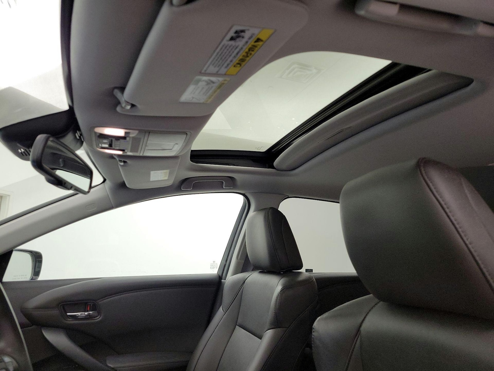 Sunroof(s) & Overhead Airbags