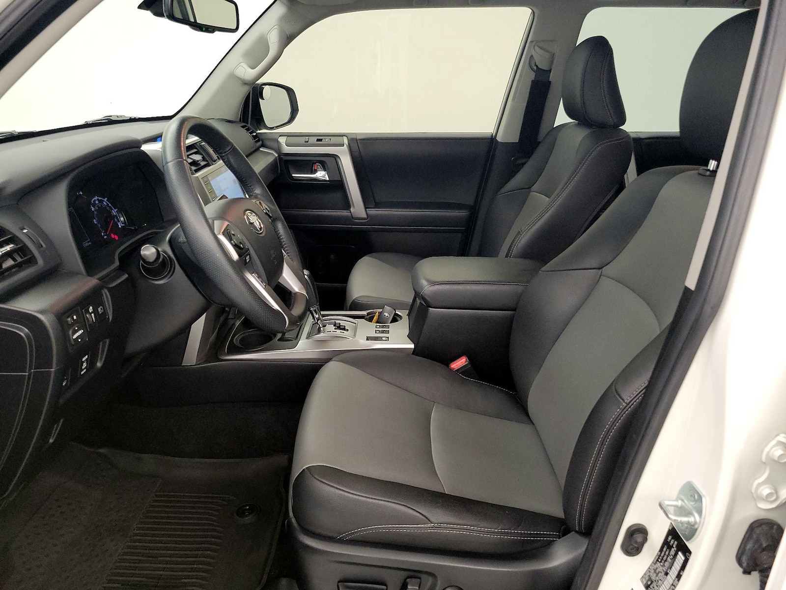 2021 Toyota 4Runner SR5 Premium - Photo 12