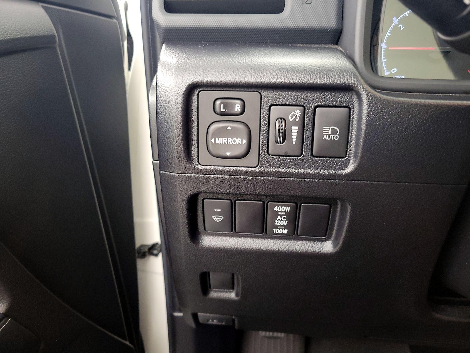 2021 Toyota 4Runner SR5 Premium - Photo 14