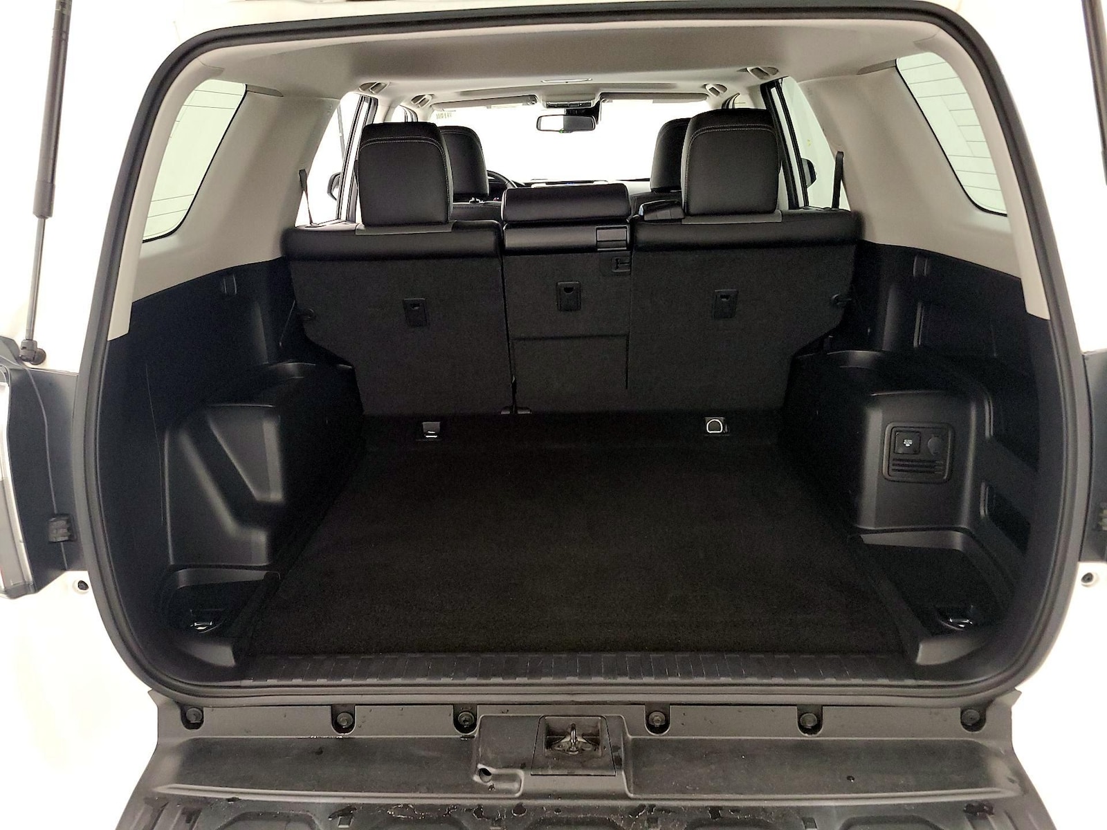2021 Toyota 4Runner SR5 Premium - Photo 22