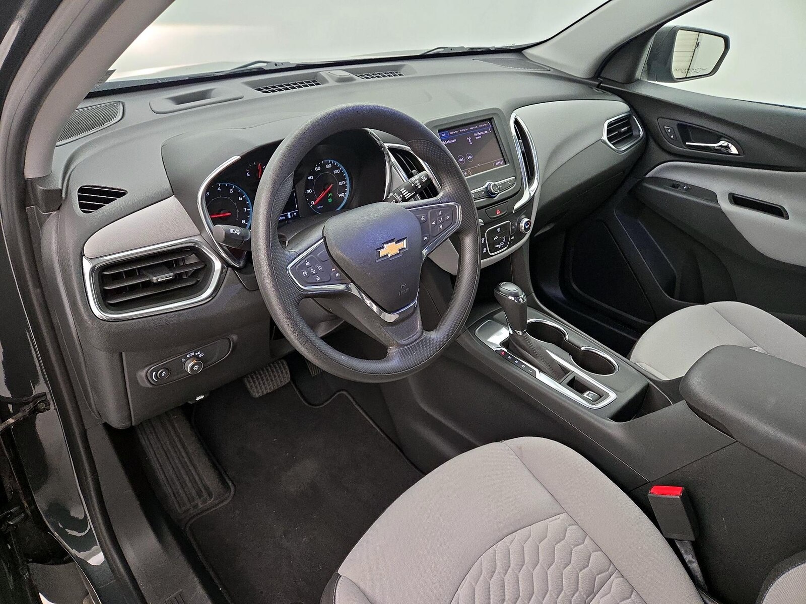 Power Seat(s) & Side Airbags