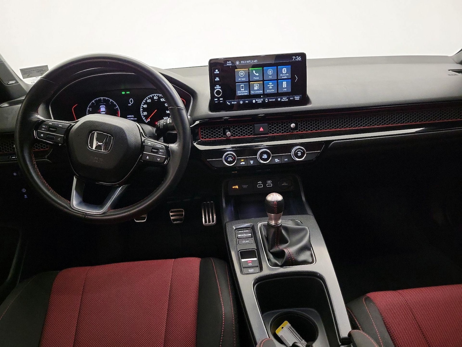 Apple CarPlay® & Android Auto™