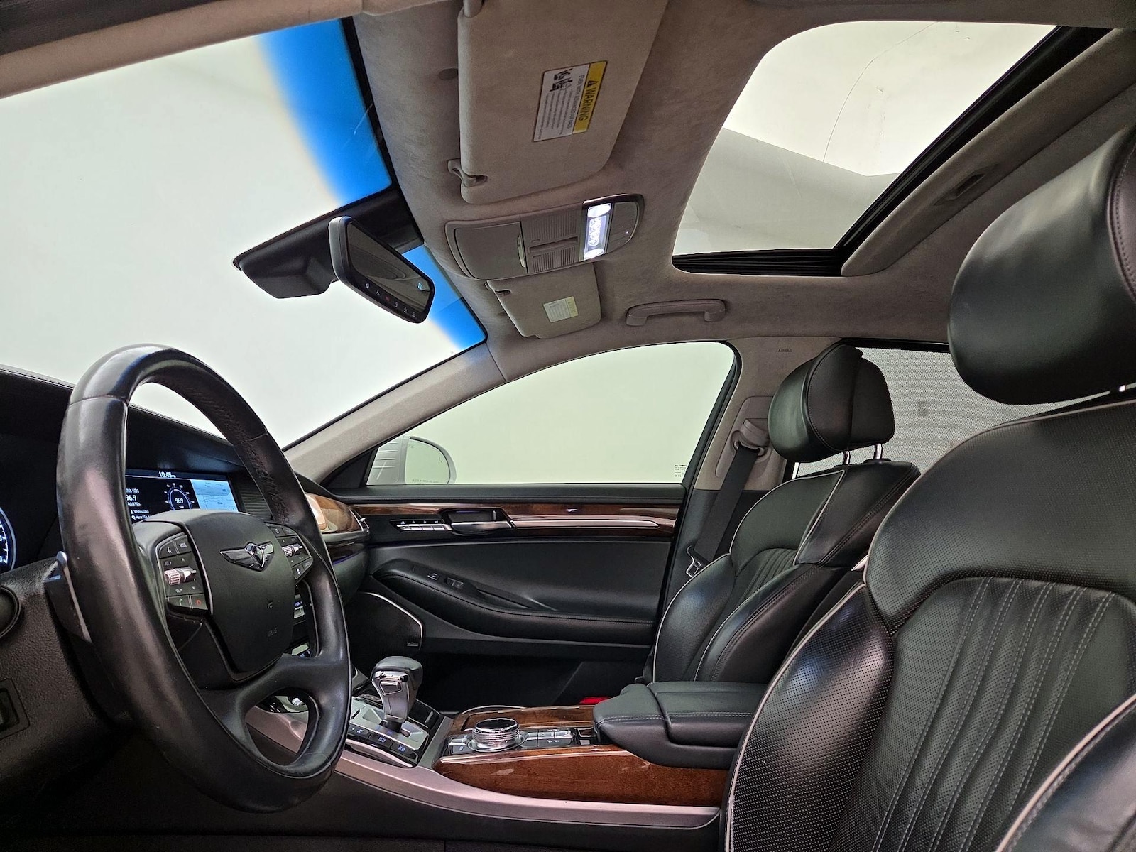 Sunroof(s) & Overhead Airbags
