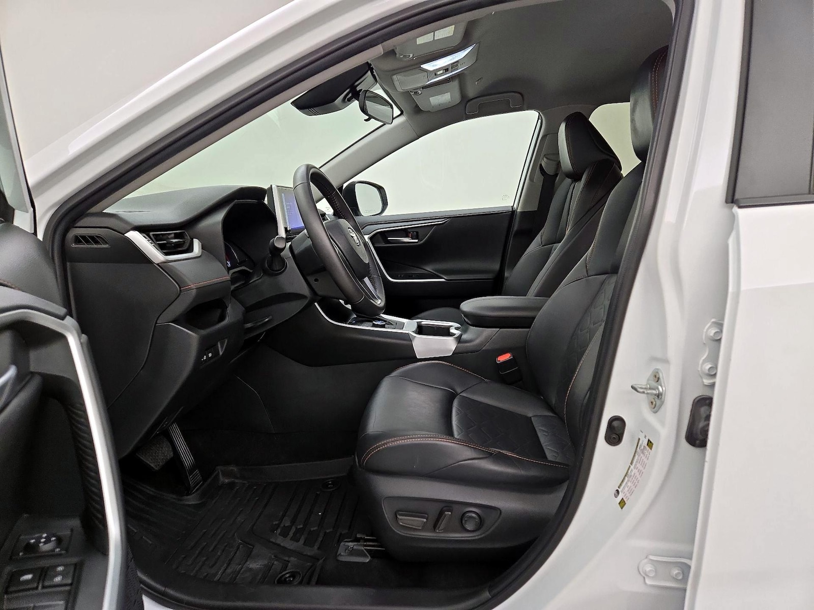 Power Seat(s) & Side Airbags
