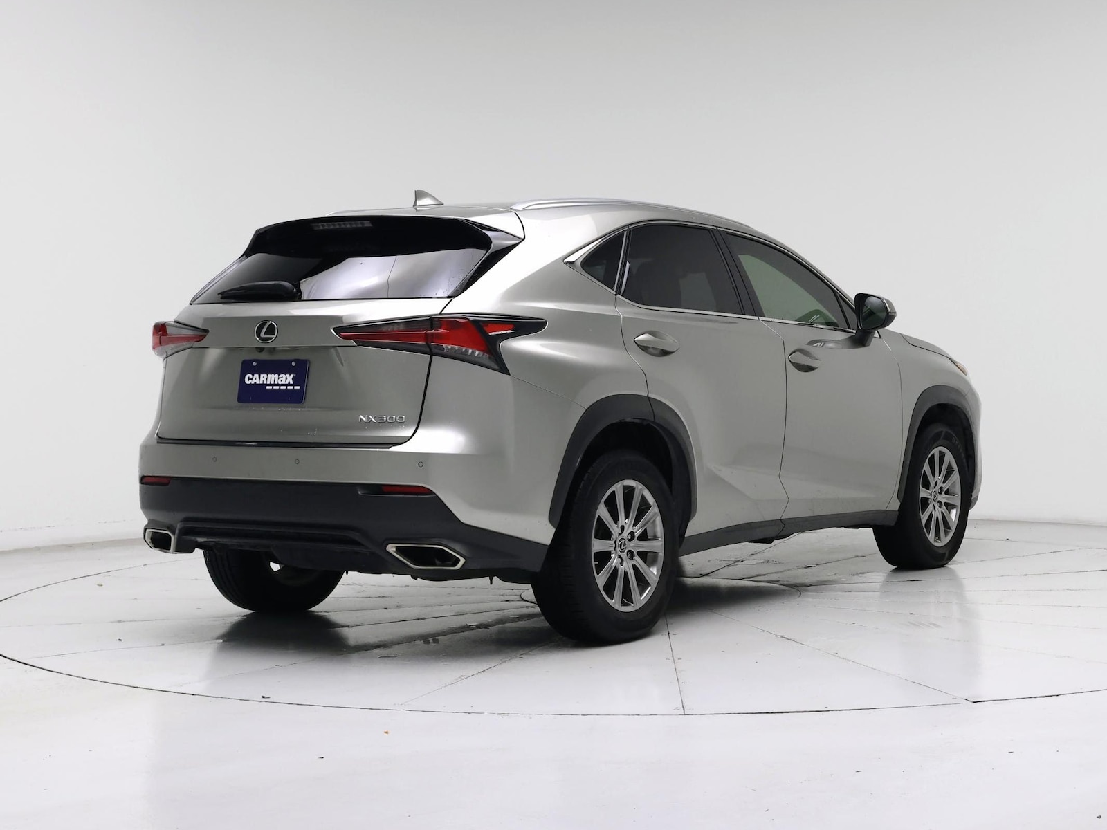 2020 Lexus NX 300 - Photo 9