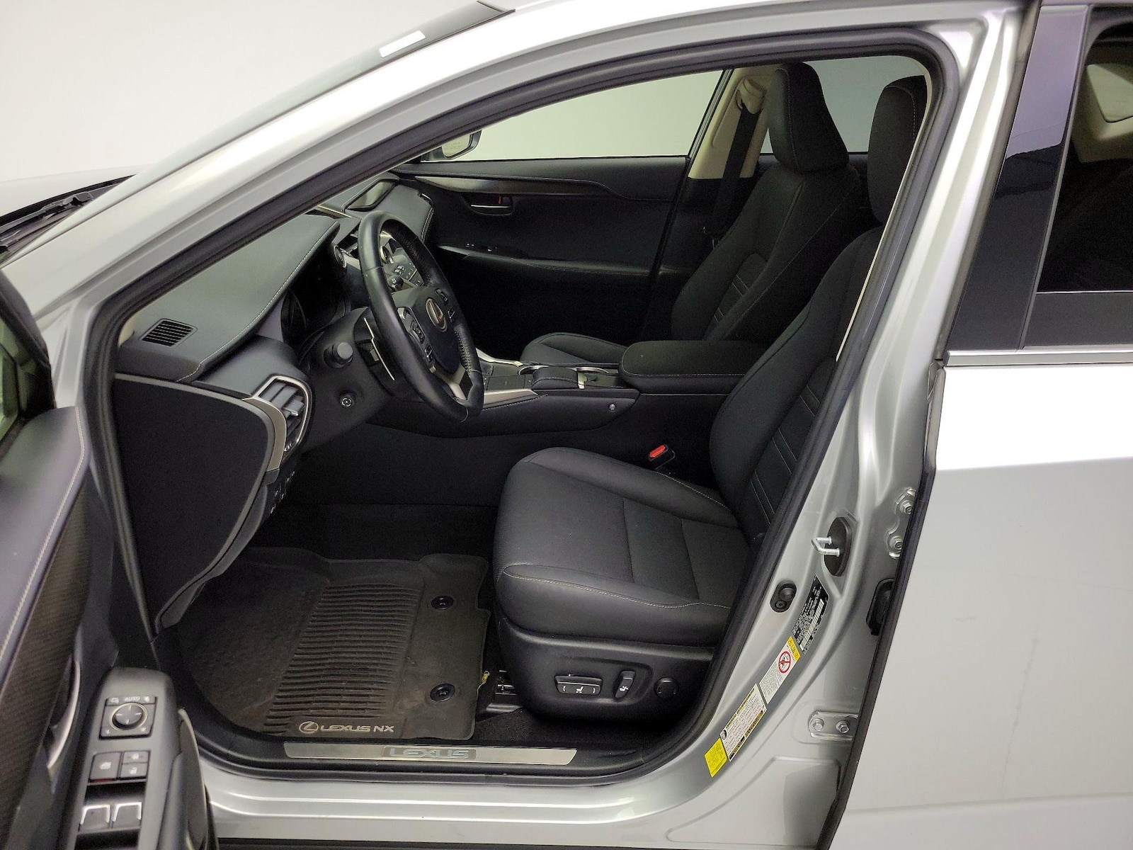 2019 Lexus NX 300 - Photo 12