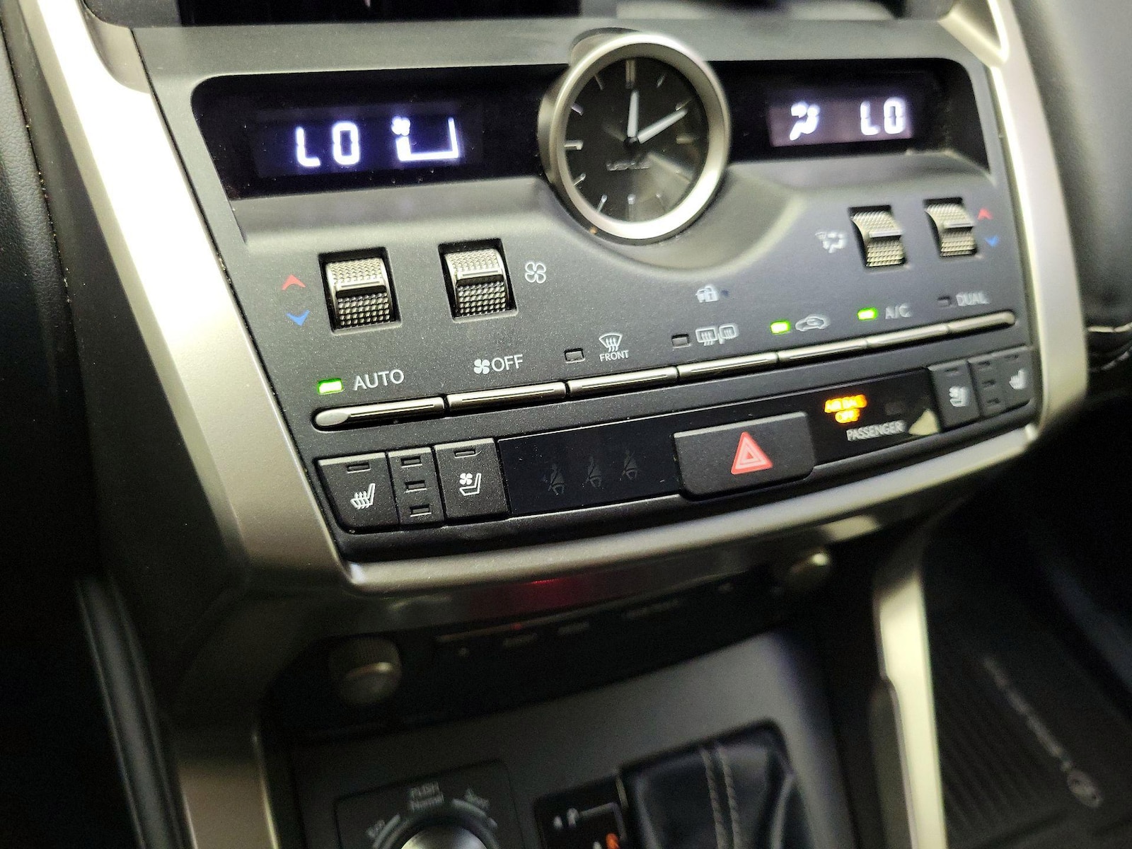 2019 Lexus NX 300 - Photo 18