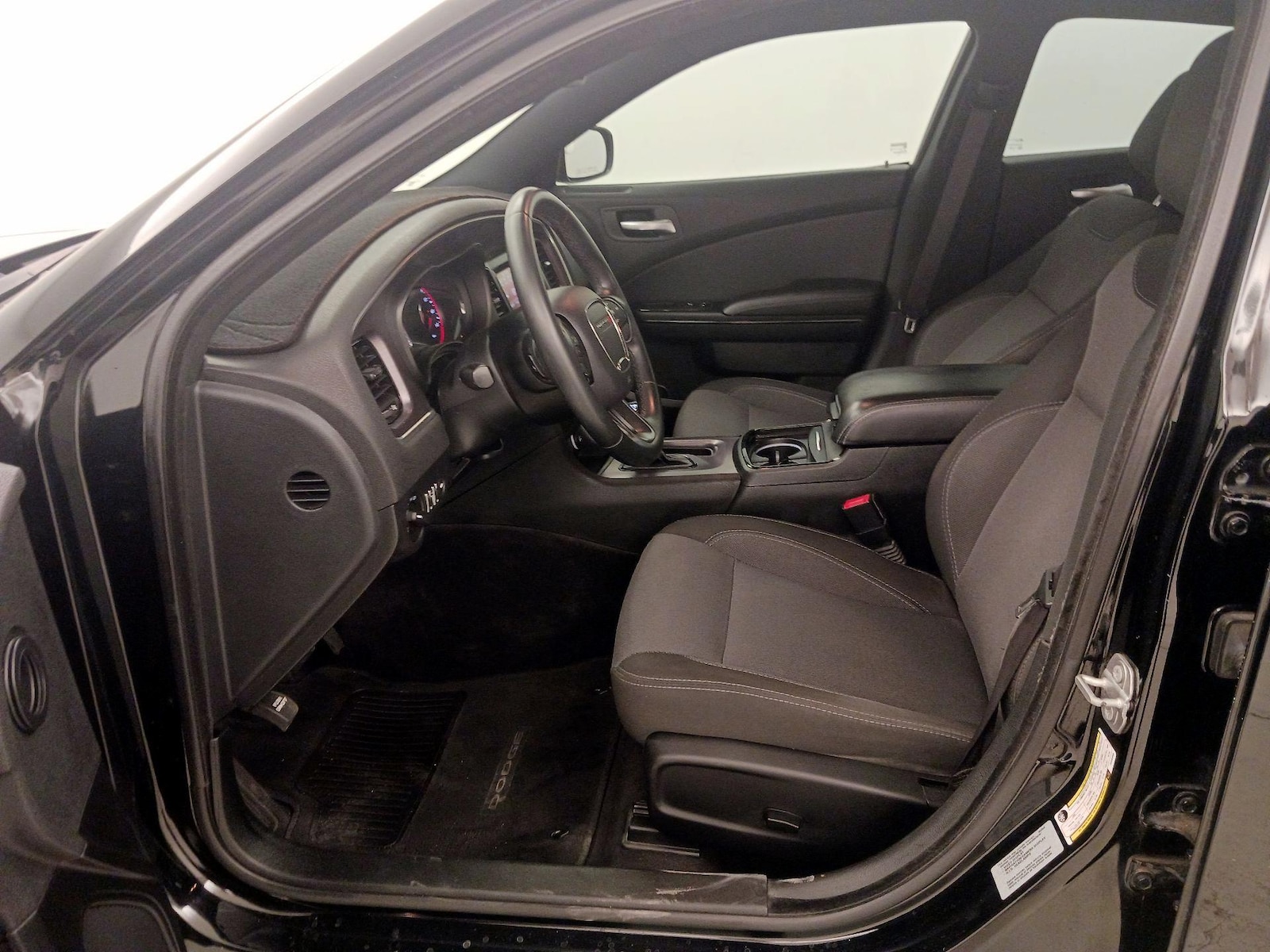 Power Seat(s) & Side Airbags