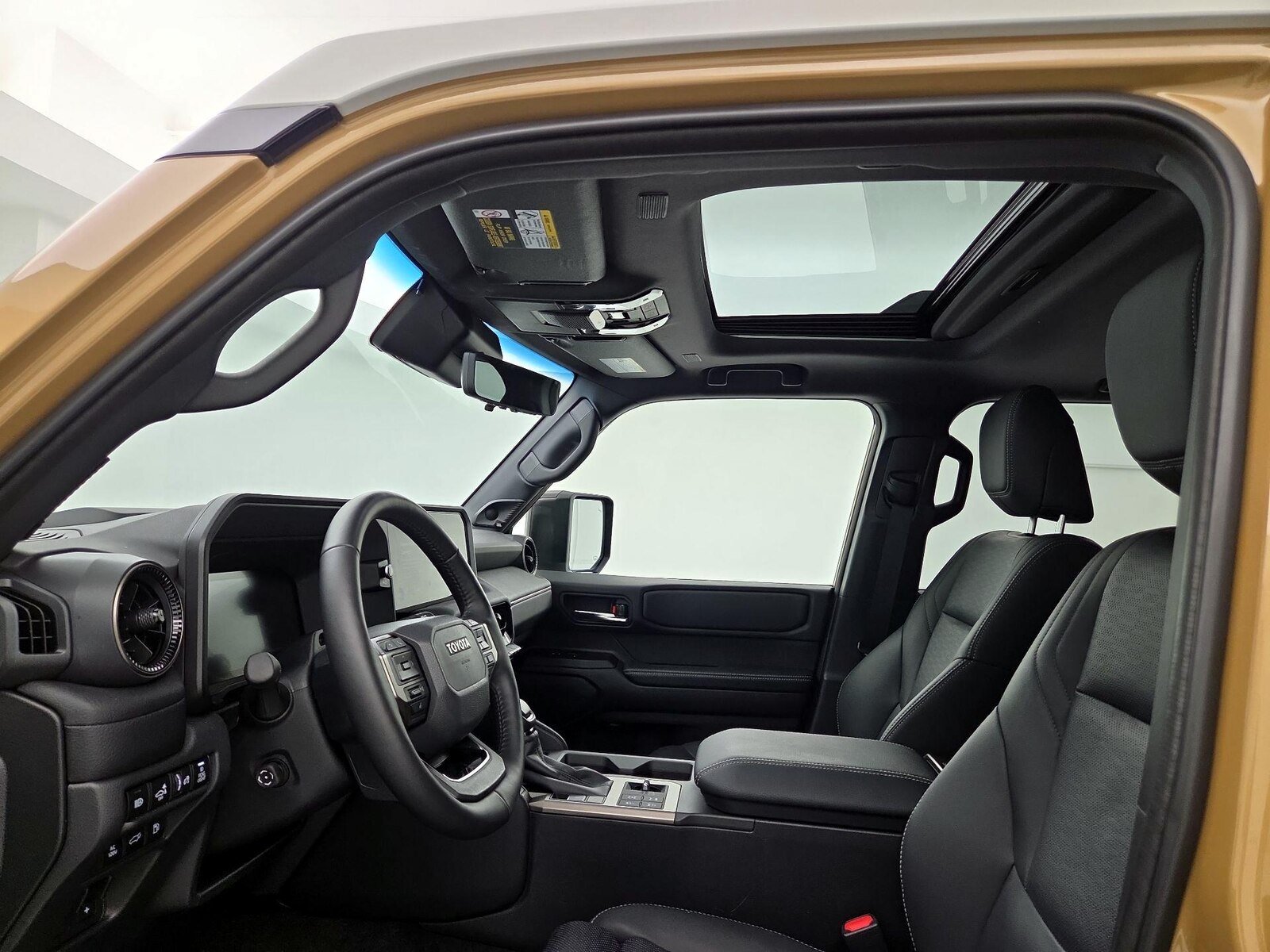 Sunroof(s) & Overhead Airbags
