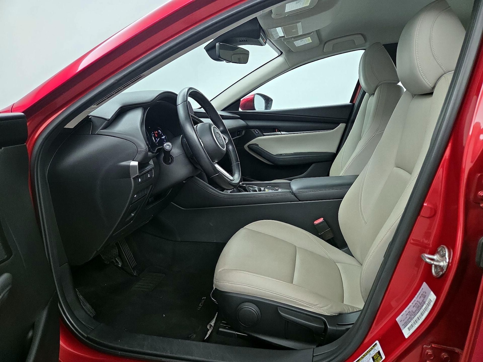 Side Airbags & Leatherette Seats