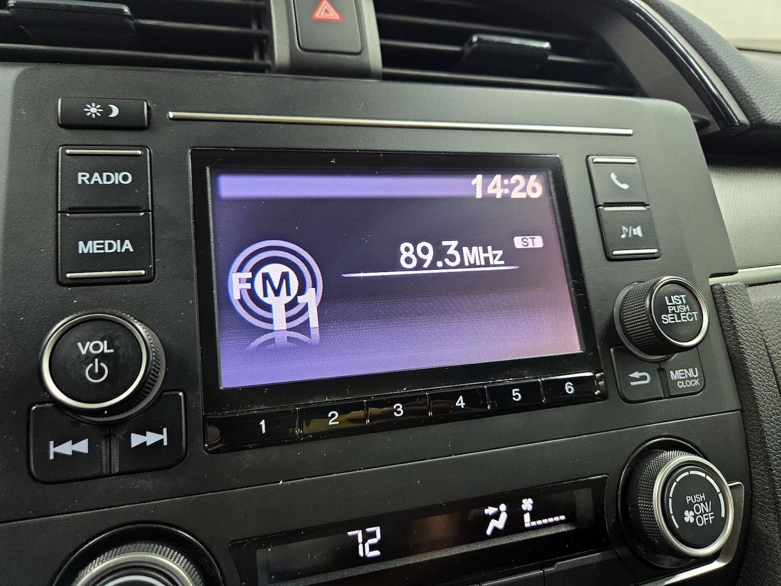 2018 Honda Civic LX - Photo 16