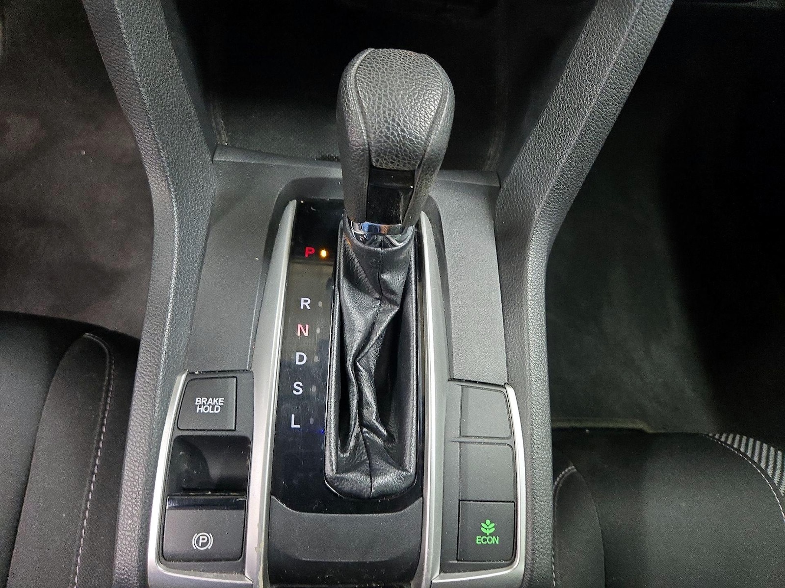 2018 Honda Civic LX - Photo 18