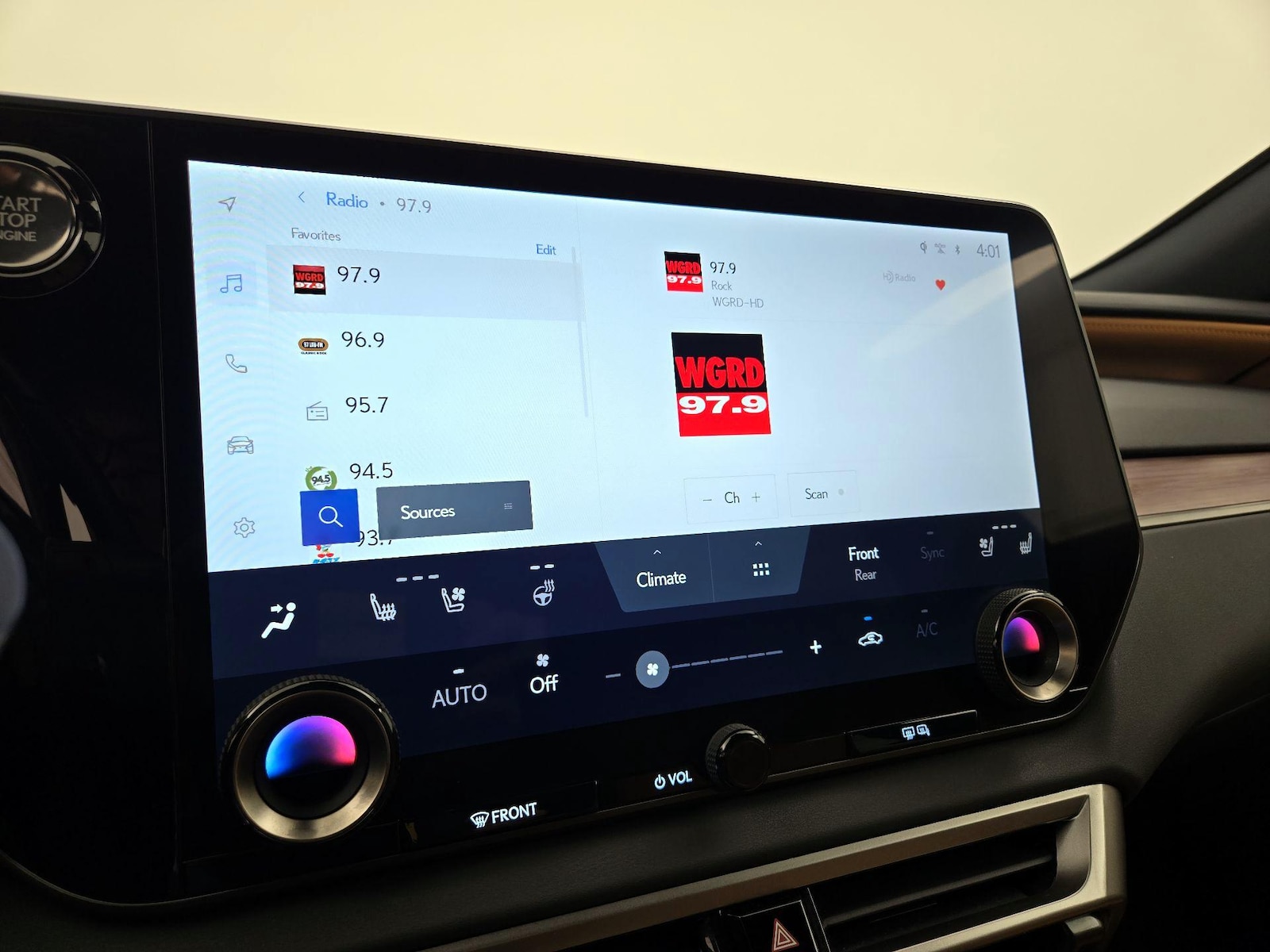 2024 Lexus RX 350 - Photo 16