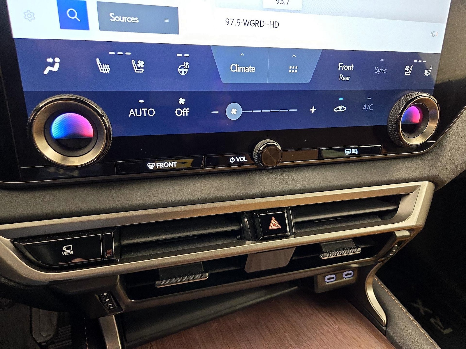 2024 Lexus RX 350 - Photo 17