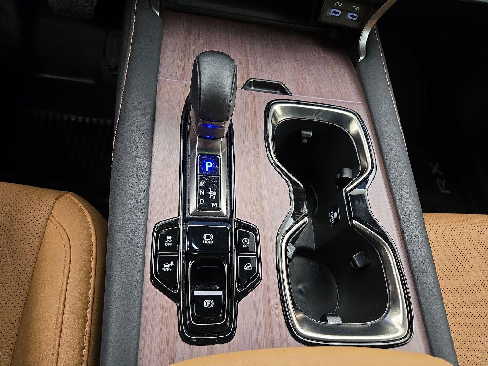 2024 Lexus RX 350 - Photo 18