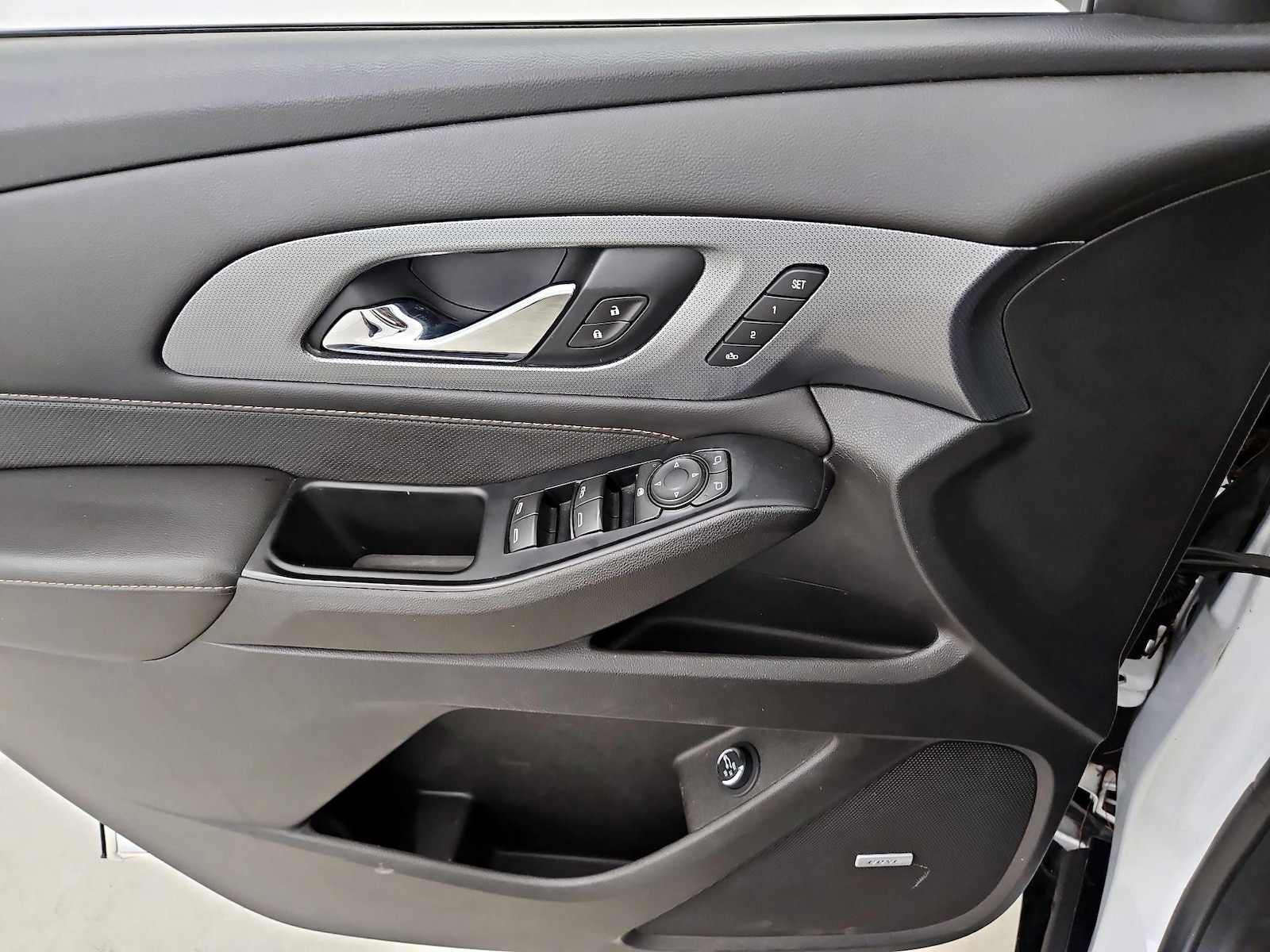 2019 Chevrolet Traverse Premier - Photo 13