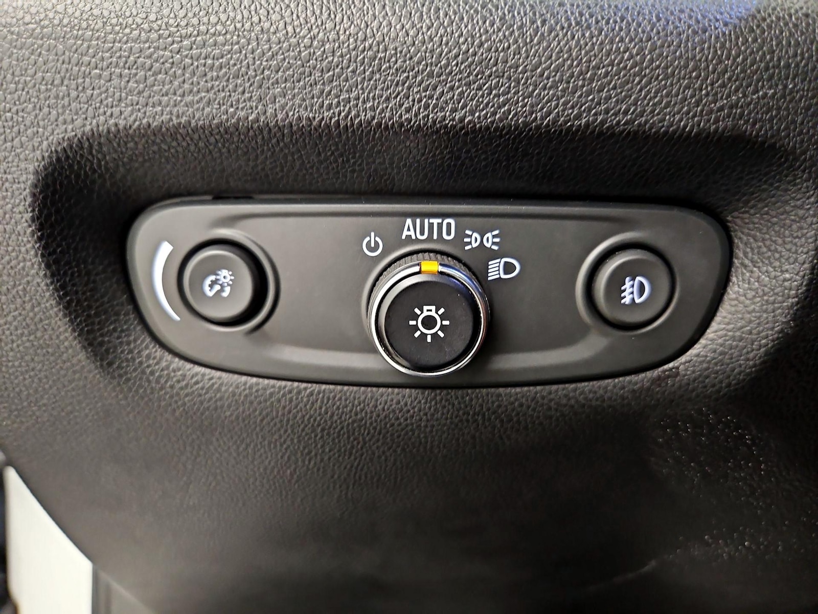 2019 Chevrolet Traverse Premier - Photo 14