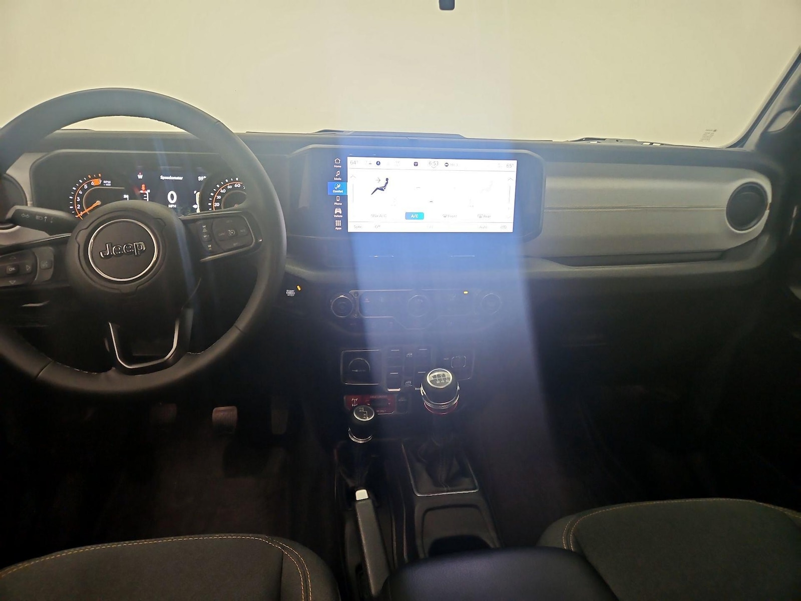 Apple CarPlay® & Android Auto™