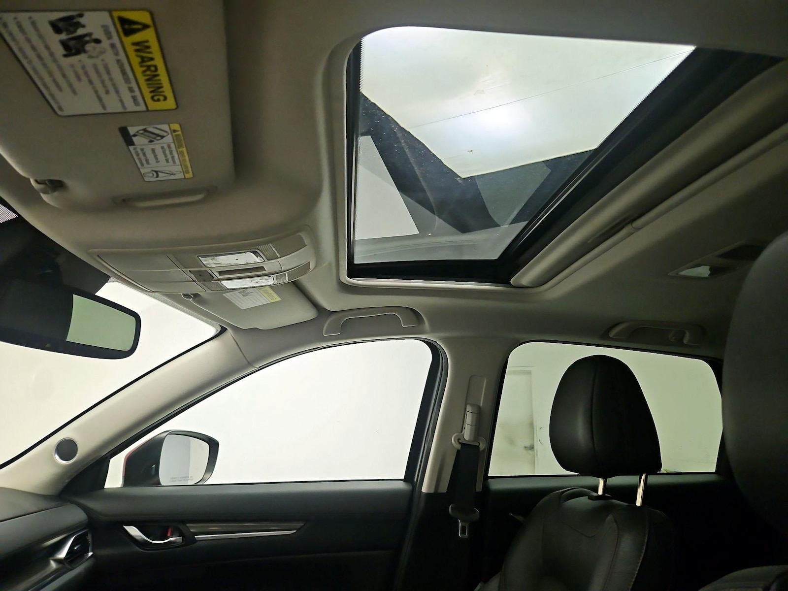 Sunroof(s) & Overhead Airbags